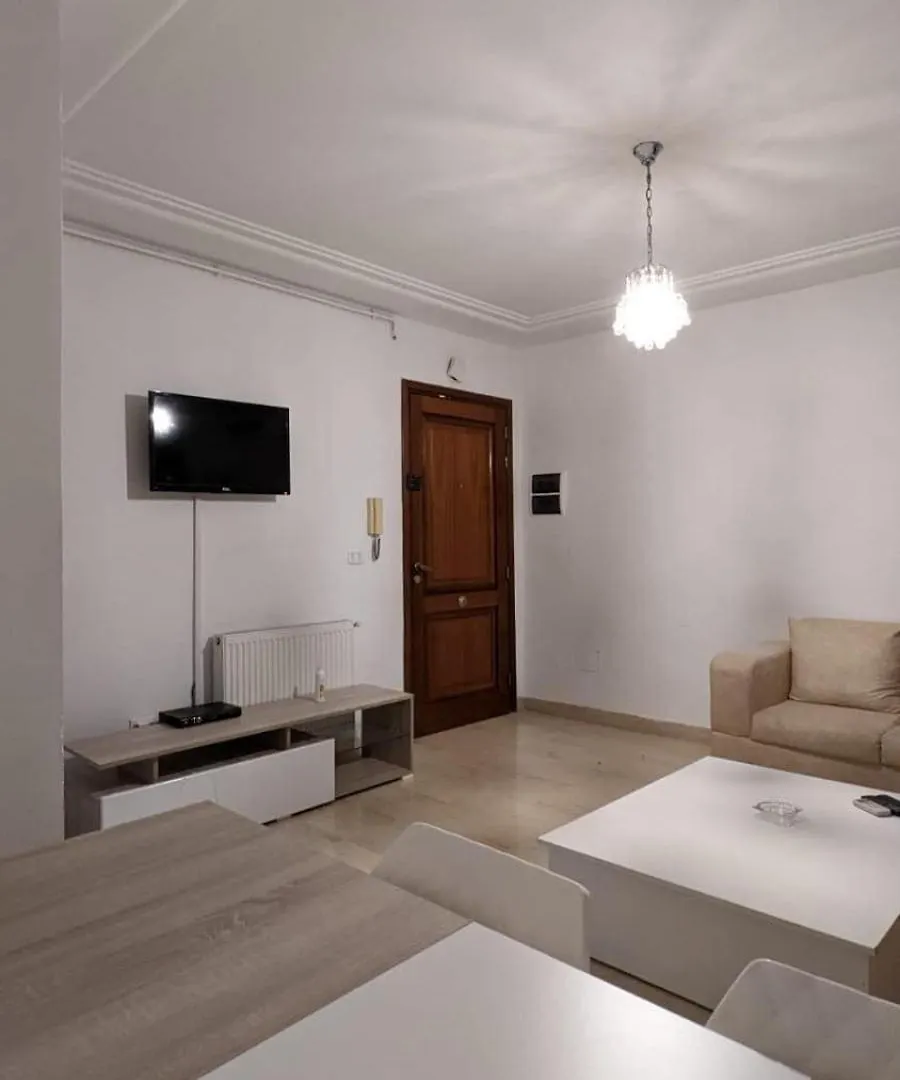 2-Bedroom Apartment Emplacement Ideal Tunis