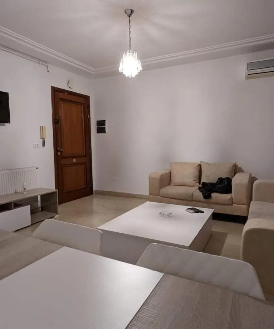 2-Bedroom Apartment Emplacement Ideal Tunis
